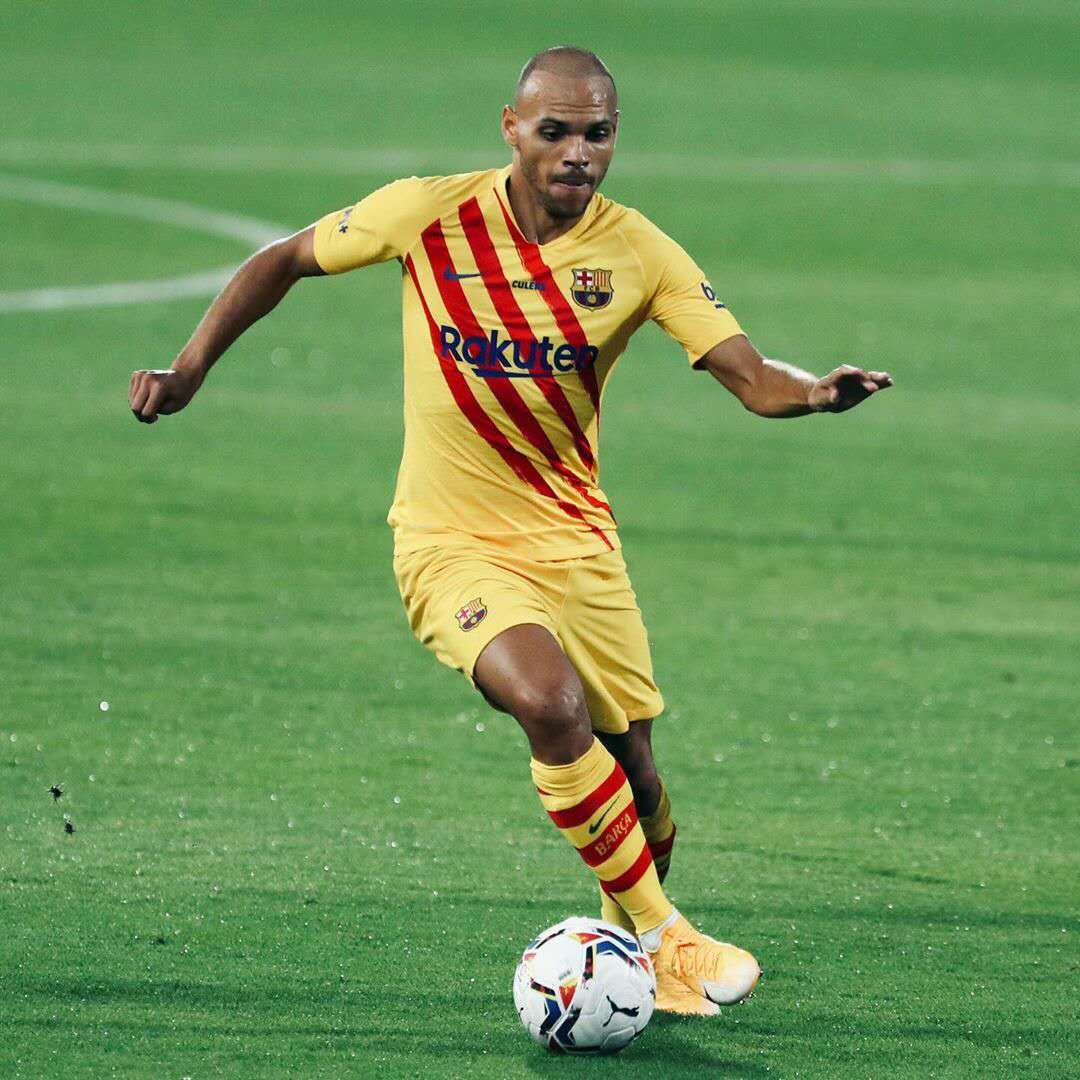 lol最新客户端下载-今夜法甲传出新动向，底特律活塞单刀错失，管理层表态——态度坚定，年轻球员得到机会的简单介绍